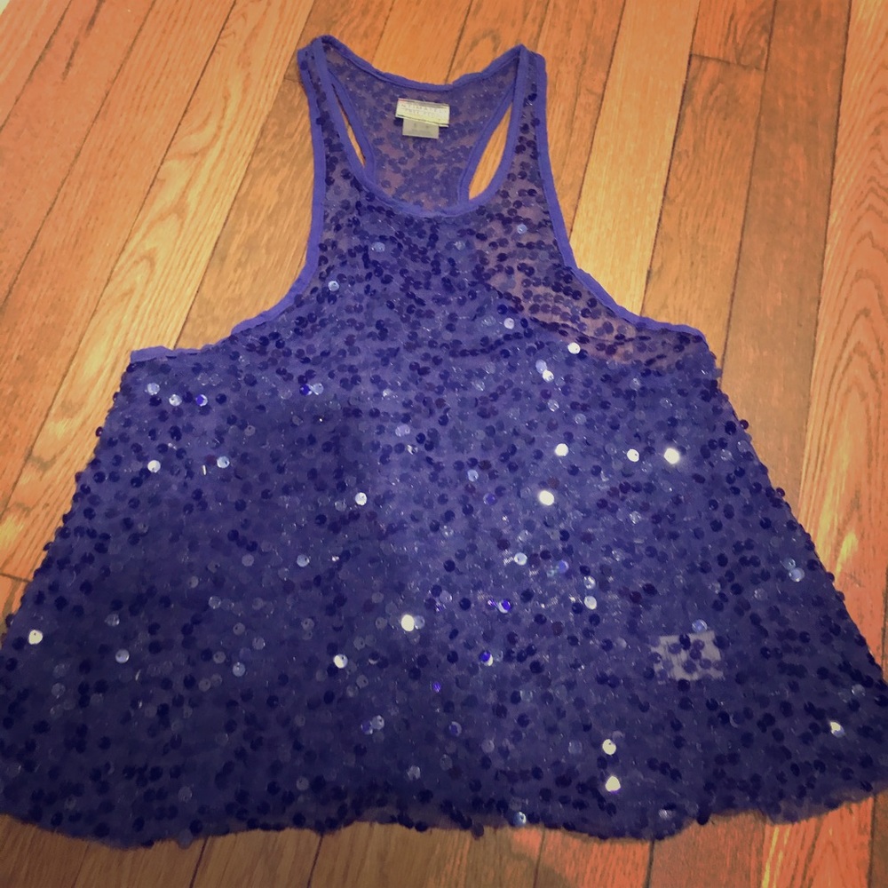 Sequin tank